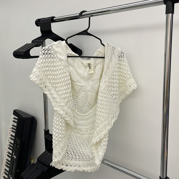 Knitted Drape Vest - Picture 1 of 6